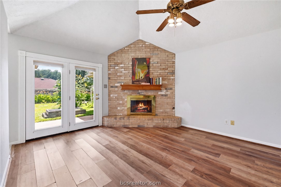 3912 Sierra Court