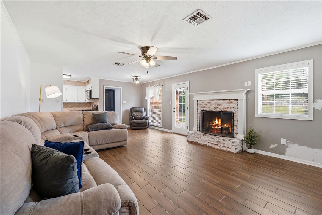 3501 Tanglewood Drive