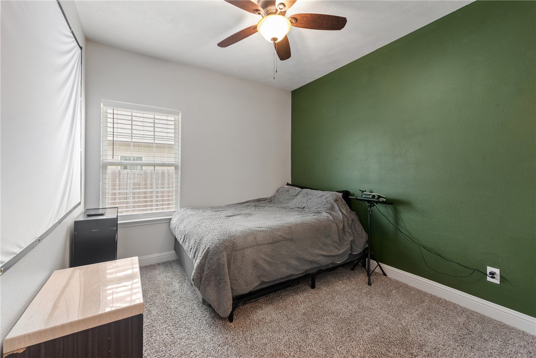 401 Brazos Bend