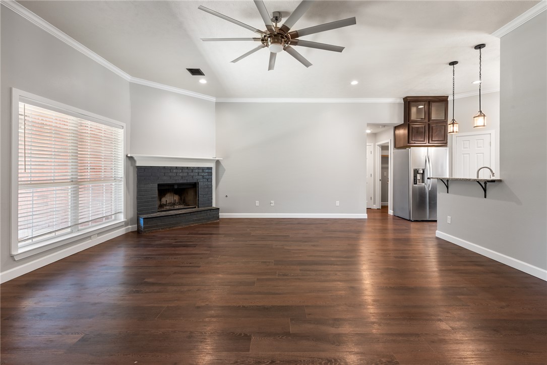 1204 Harrisonburg Lane