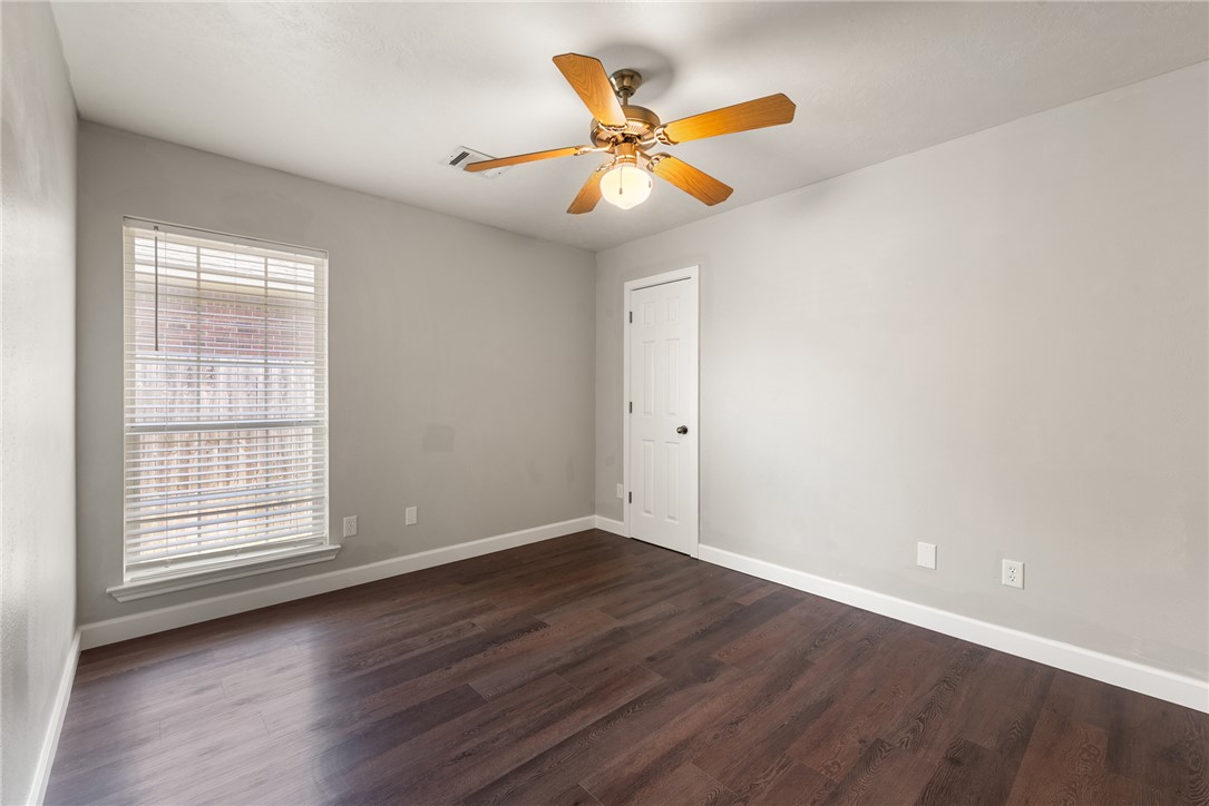 1204 Harrisonburg Lane