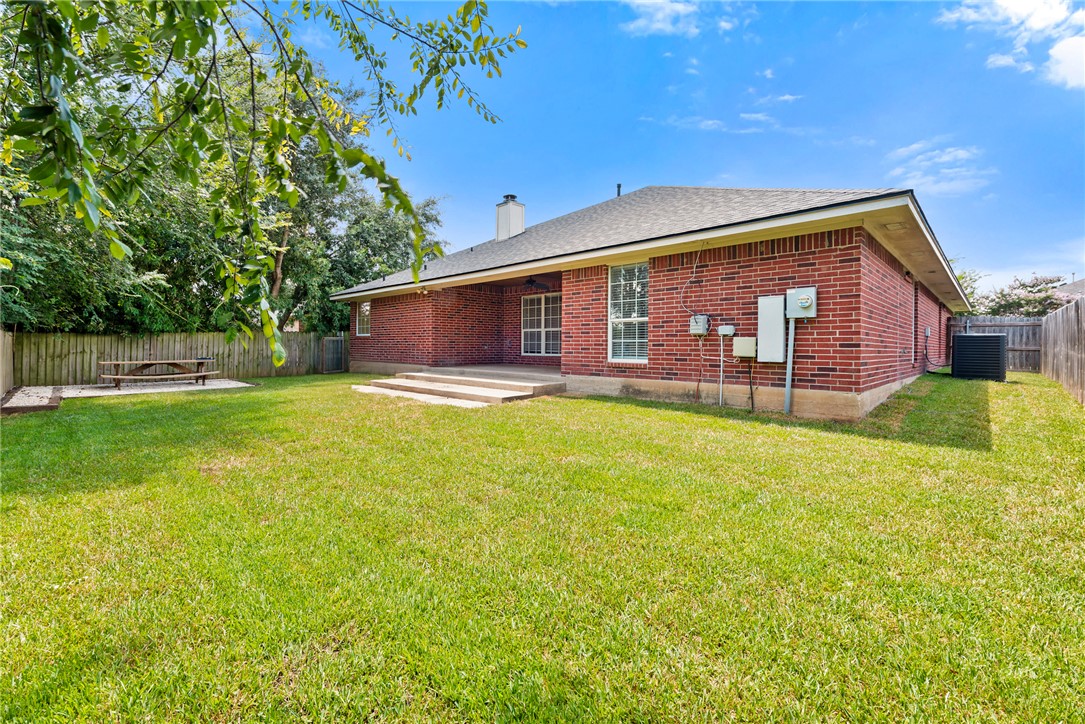 1204 Harrisonburg Lane