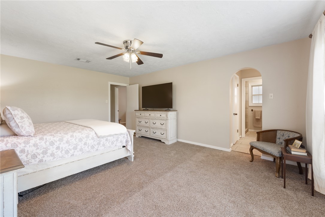2307 Quail Hollow Drive