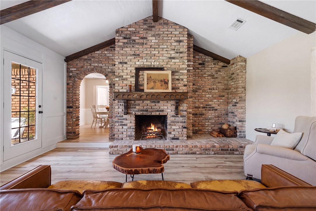 2307 Quail Hollow Drive