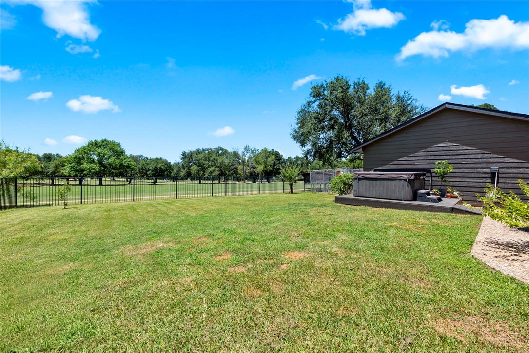 2307 Quail Hollow Drive