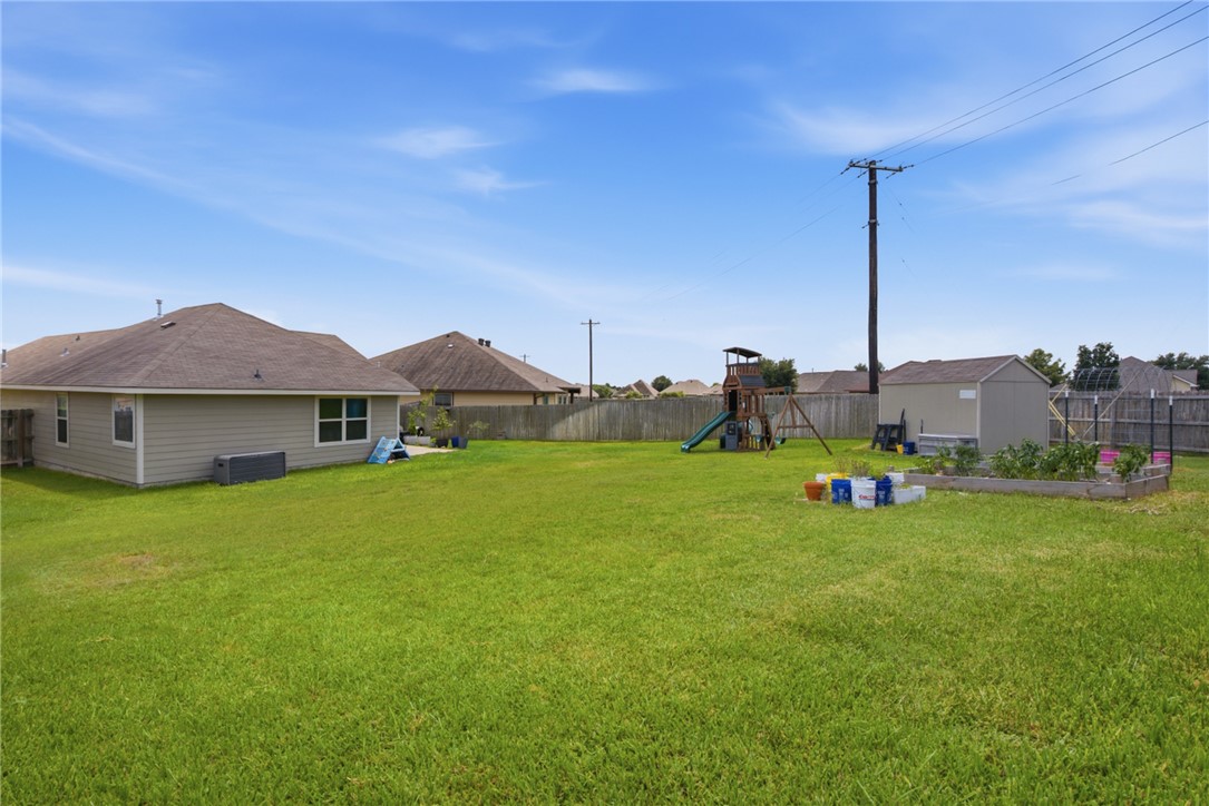 2061 Positano Loop