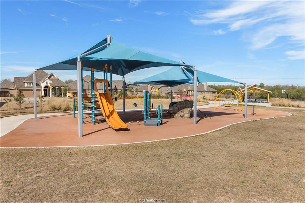 2061 Positano Loop