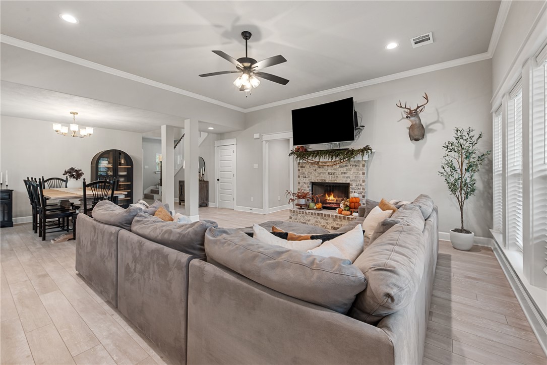 11132 Forest Drive