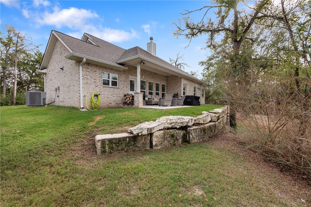 11132 Forest Drive
