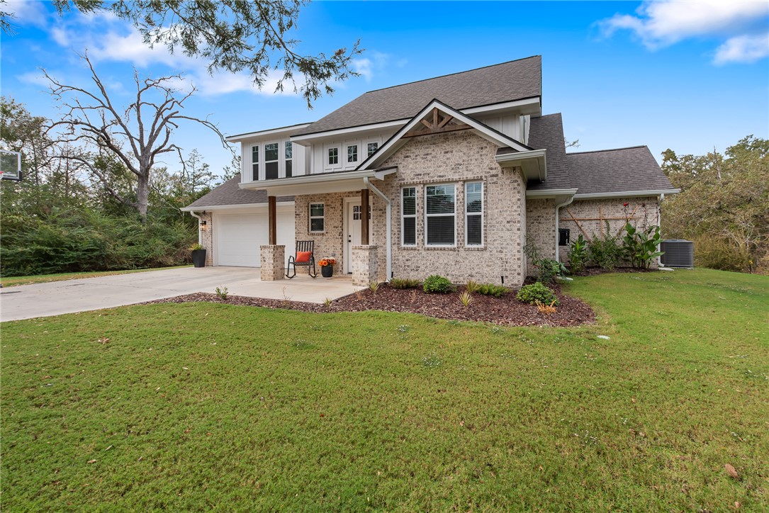 11132 Forest Drive