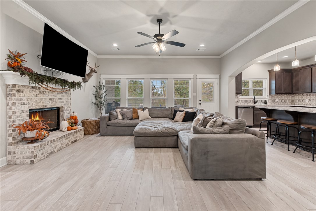 11132 Forest Drive
