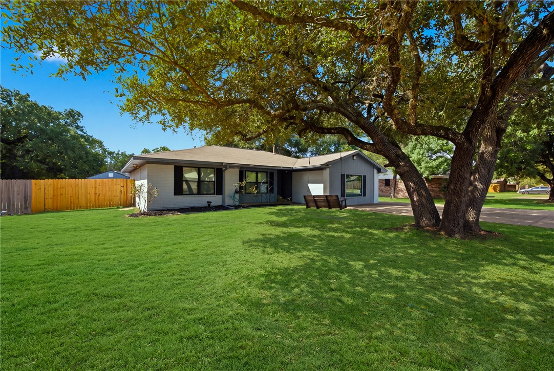 1302 Hawk Tree Drive