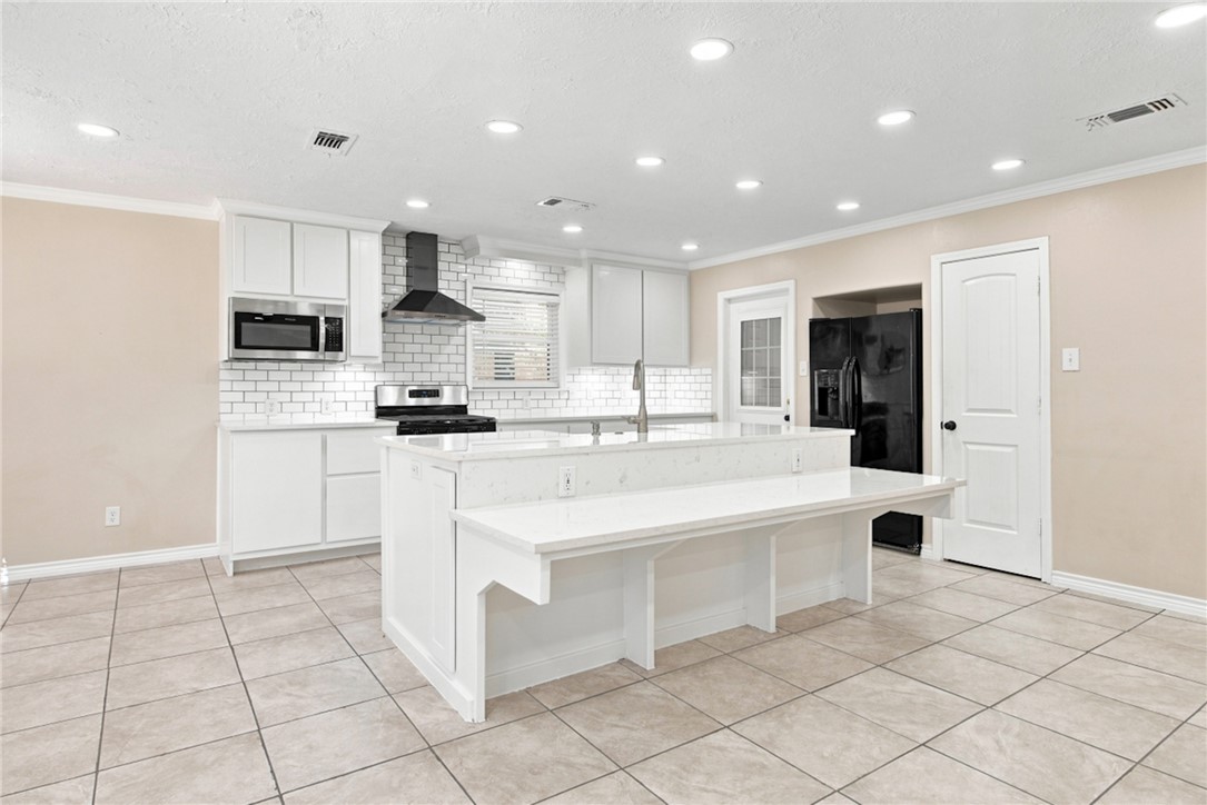 1302 Hawk Tree Drive
