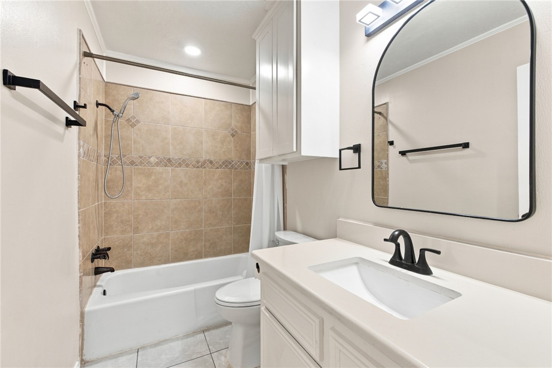 1302 Hawk Tree Drive