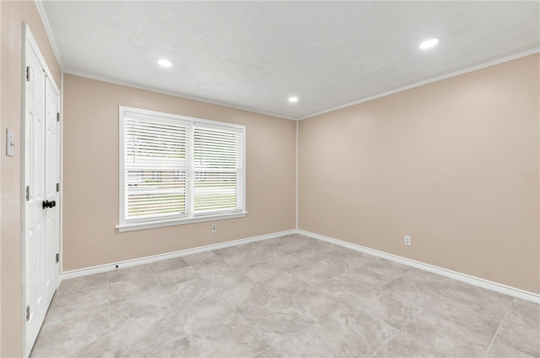 1302 Hawk Tree Drive