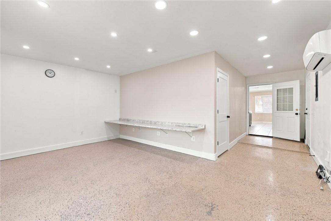1302 Hawk Tree Drive