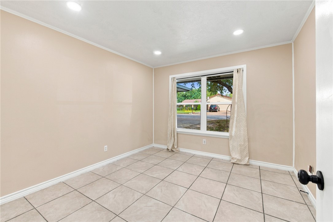 1302 Hawk Tree Drive