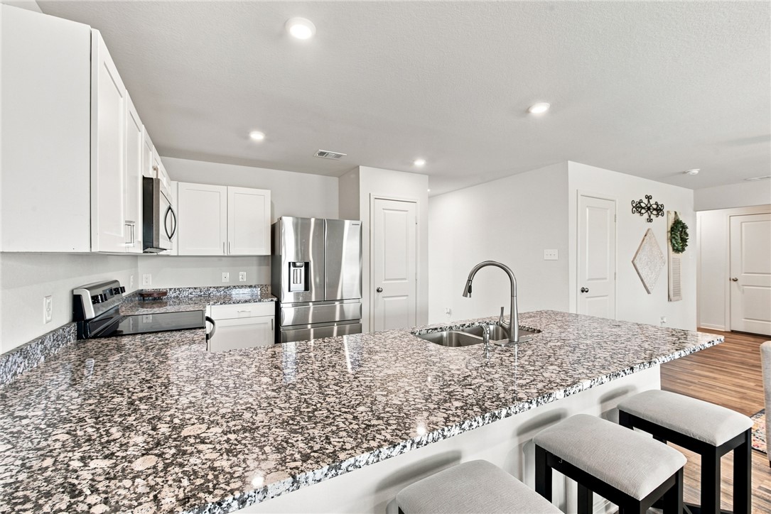 6001 Crest Bridge Court