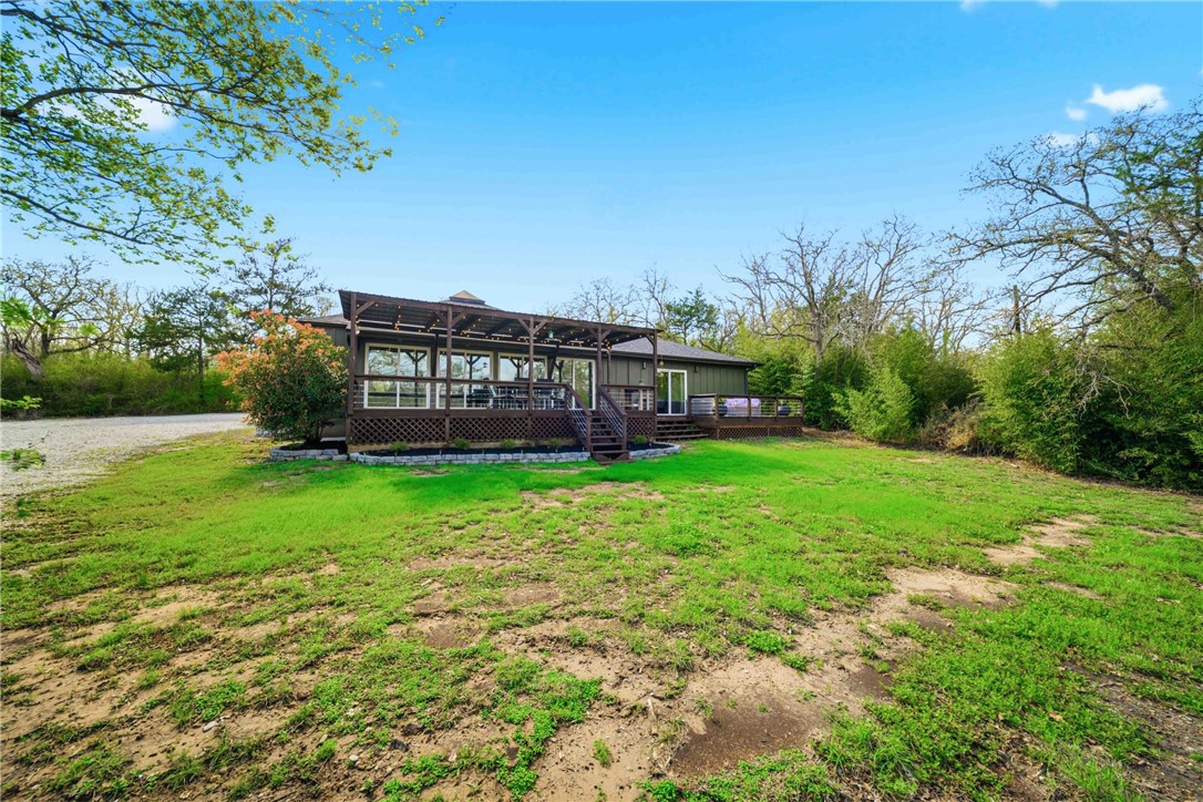 8052 Perry Lane