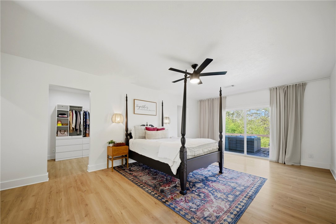 8052 Perry Lane