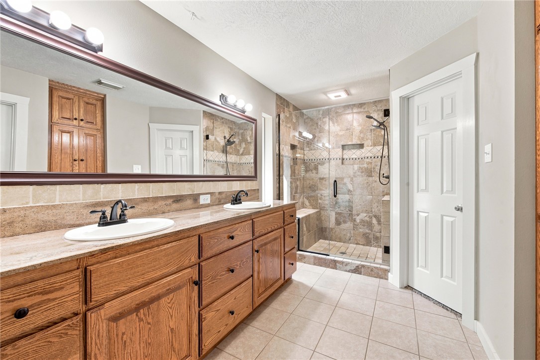 457 Shady Creek Drive