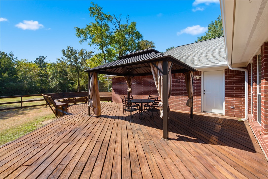 457 Shady Creek Drive