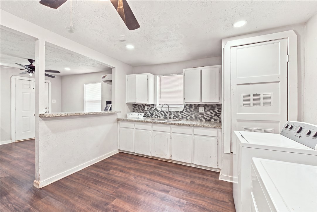 906 West Martin Luther King Jr Street A & B