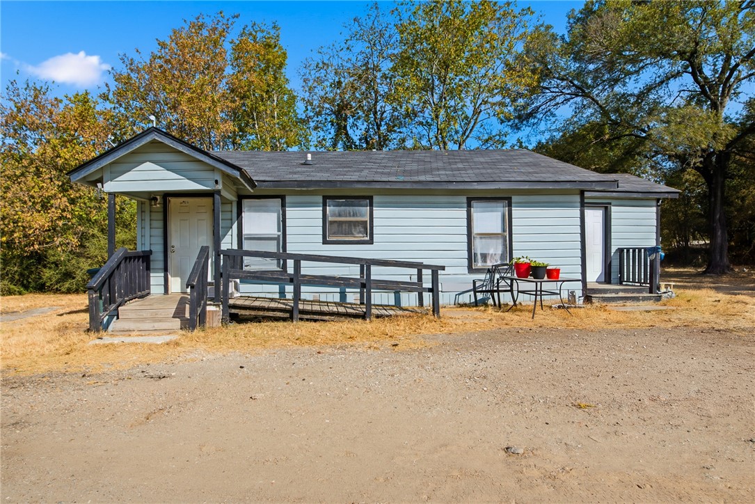906 West Martin Luther King Jr Street A & B