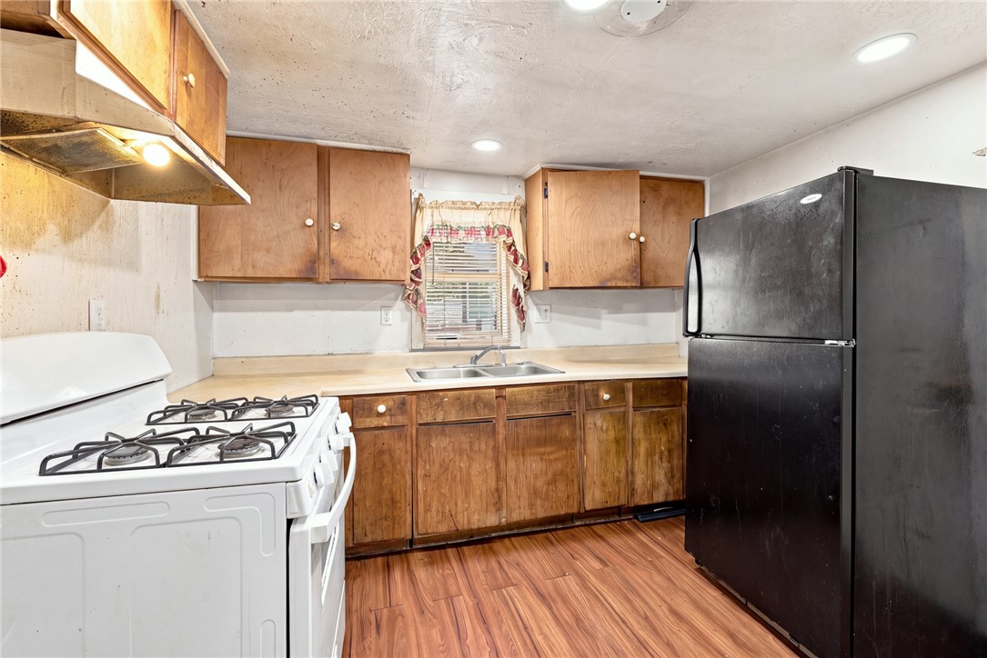 906 West Martin Luther King Jr Street A & B