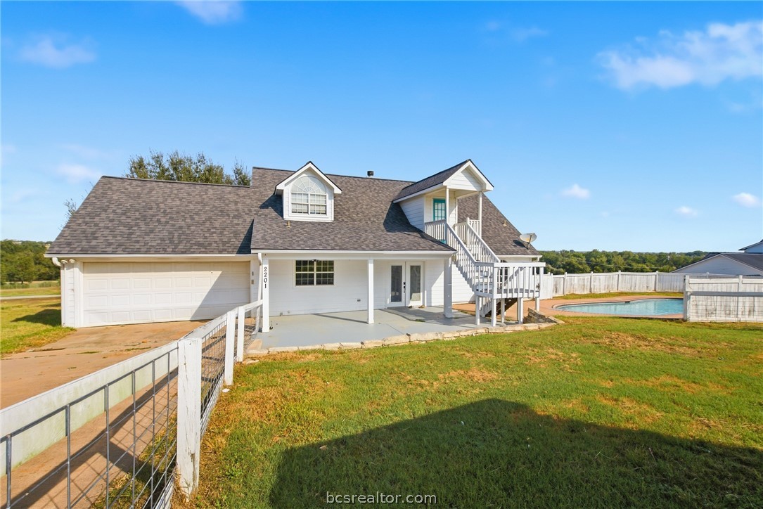 2201 Bluebonnet Boulevard