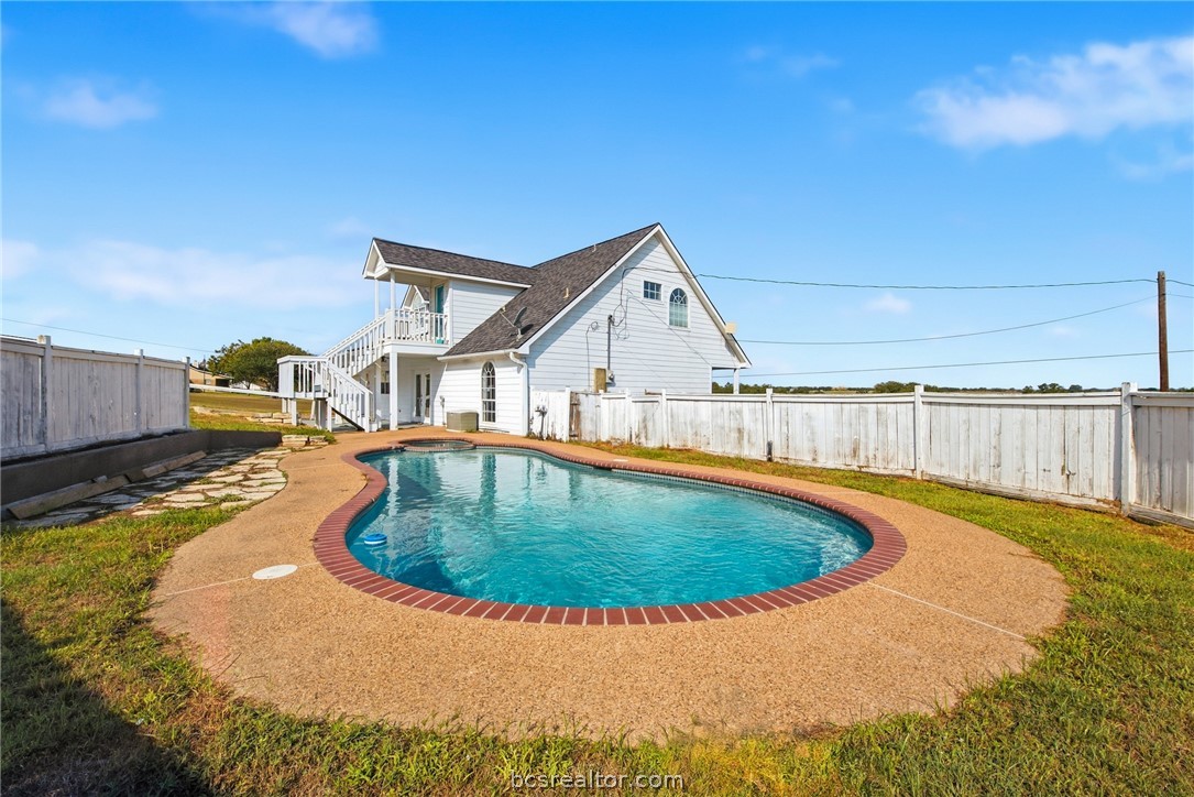 2201 Bluebonnet Boulevard