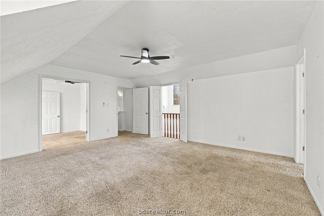 2201 Bluebonnet Boulevard