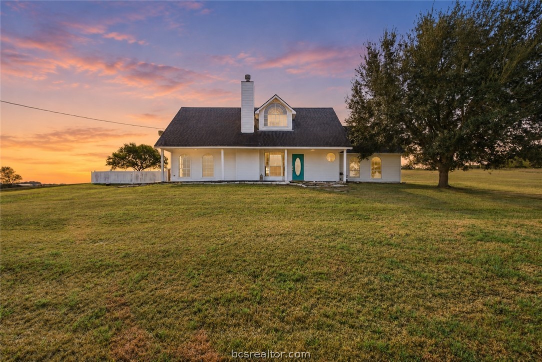 2201 Bluebonnet Boulevard