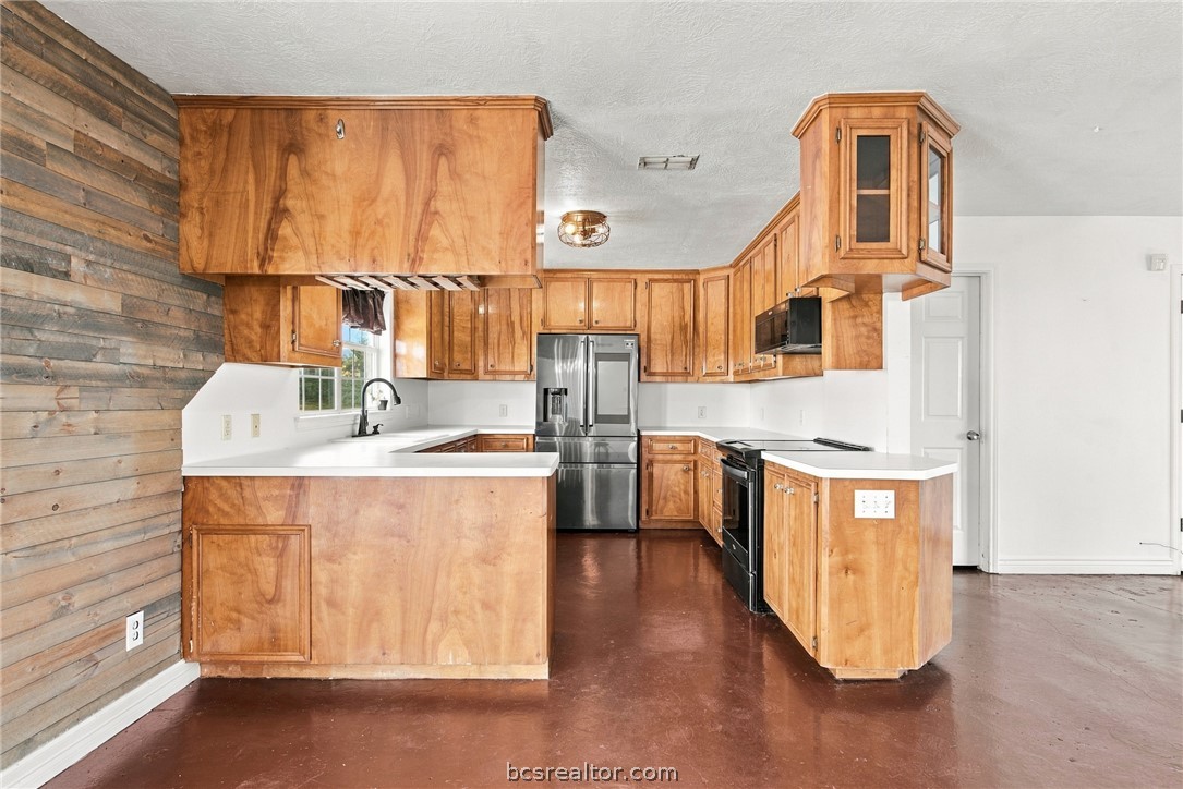 2201 Bluebonnet Boulevard