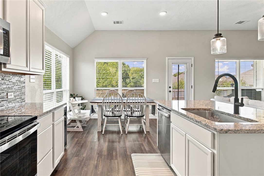 4813 Native Tree Lane