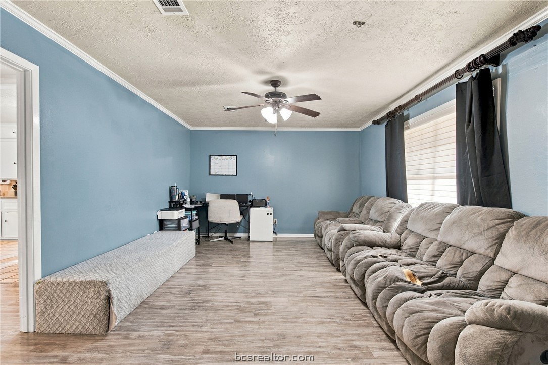 3800 Windridge Drive