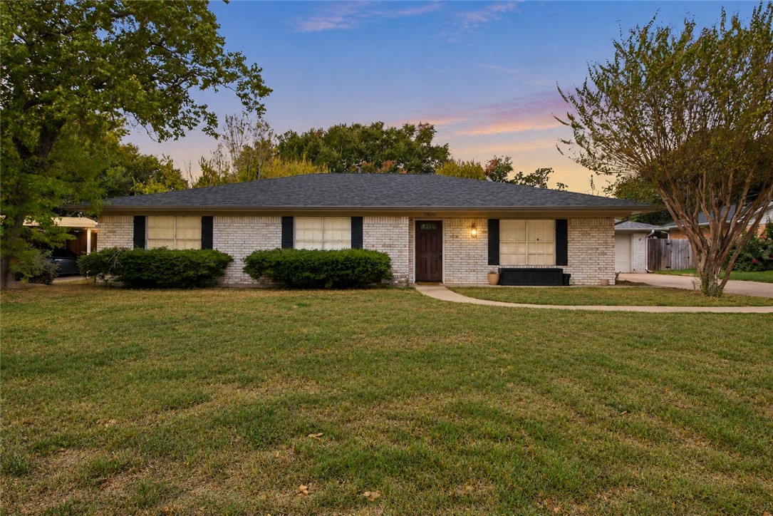 3800 Windridge Drive