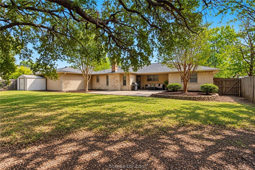 3800 Windridge Drive