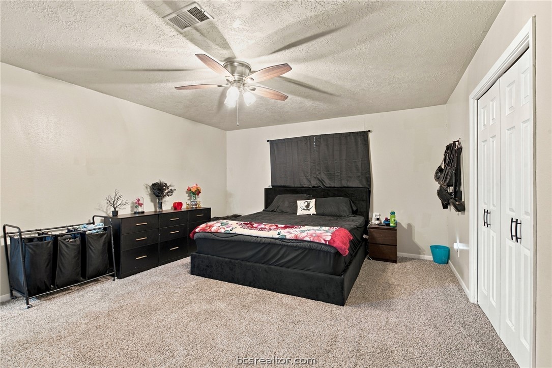 3800 Windridge Drive