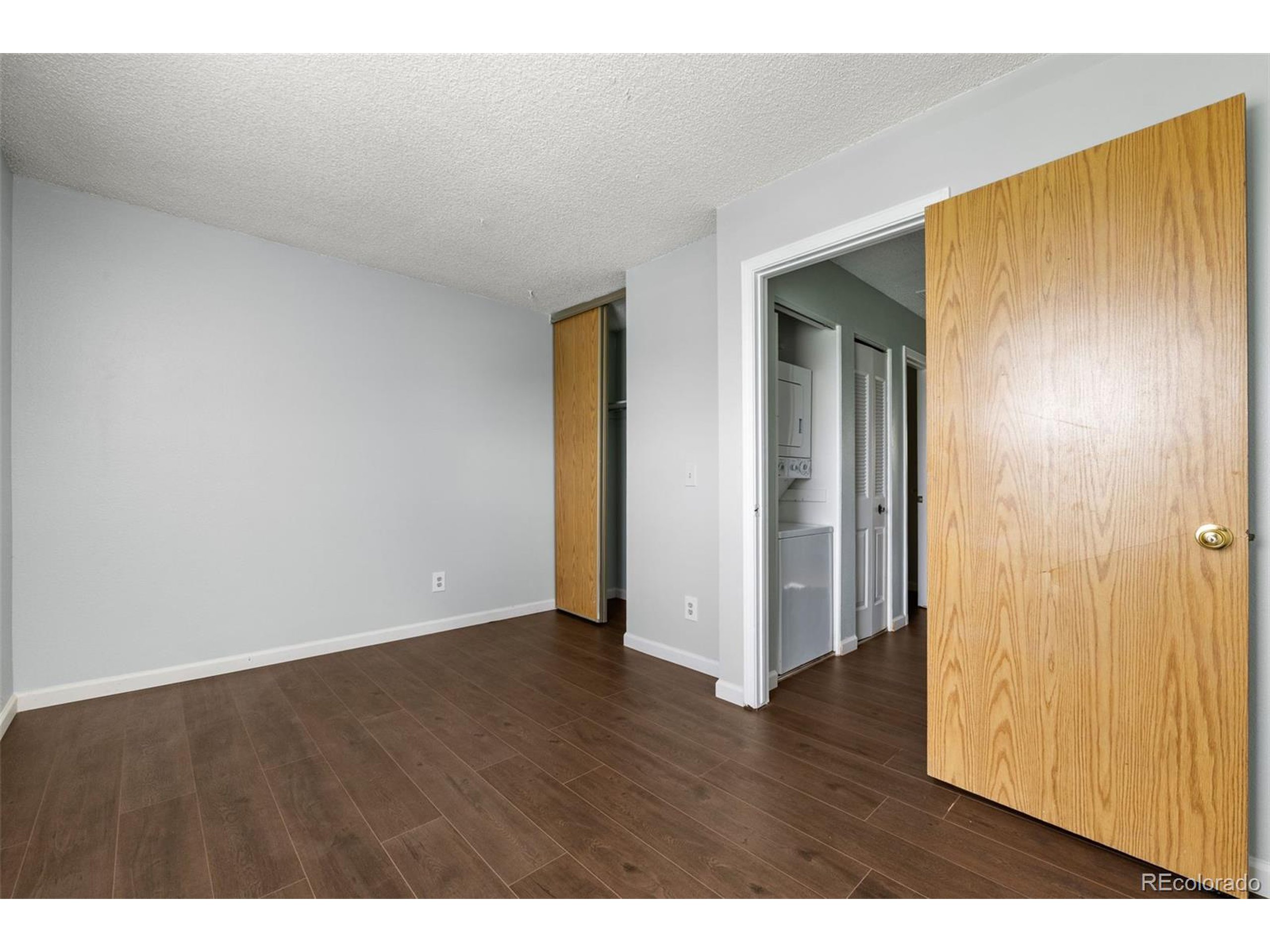 1653 S Blackhawk Way B