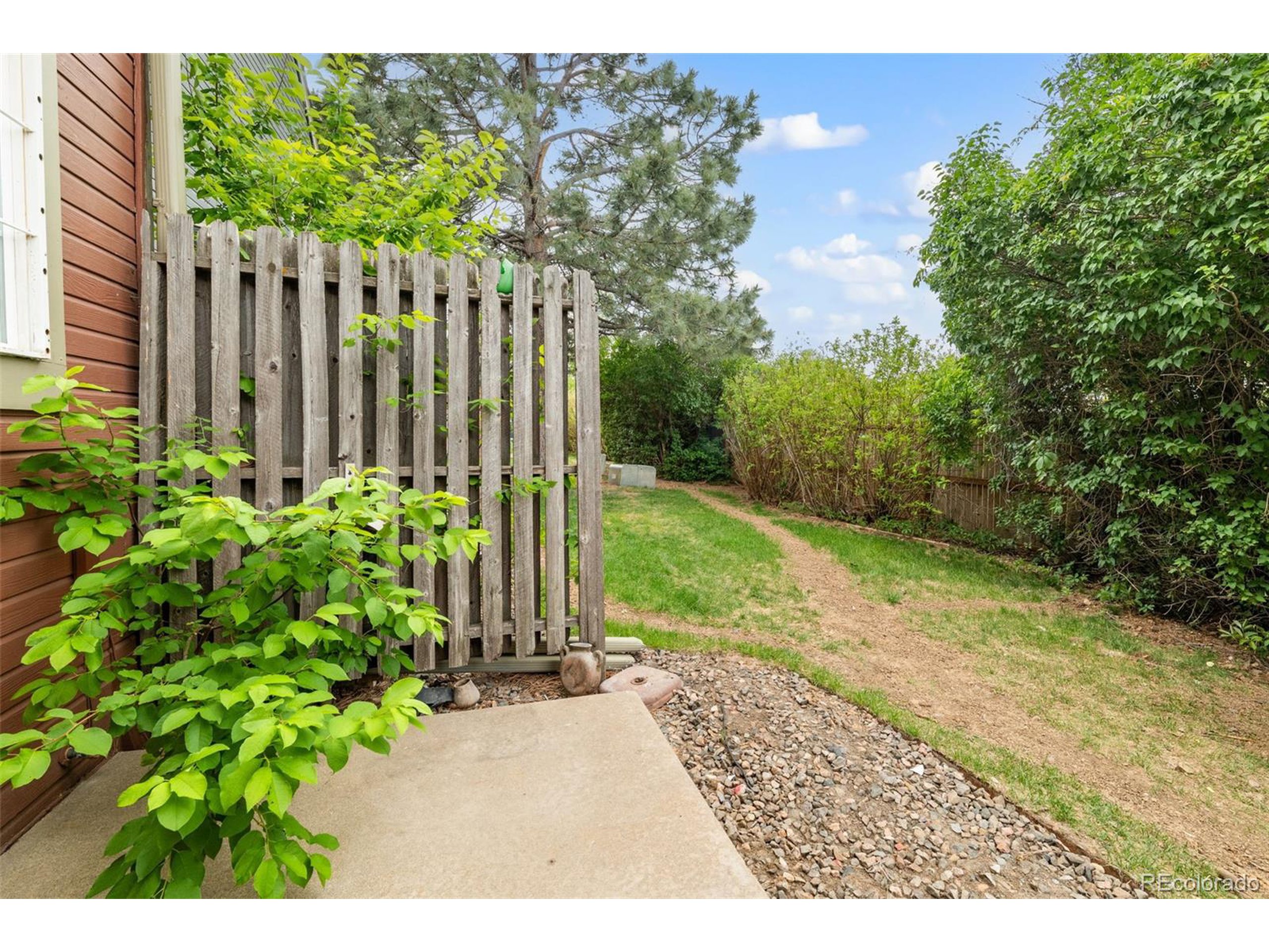 1653 S Blackhawk Way B