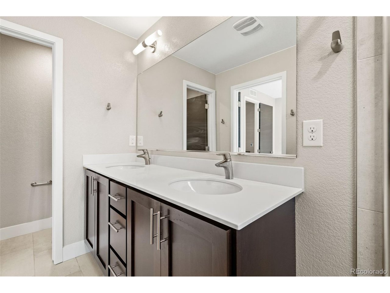 1615 Harlan St 2