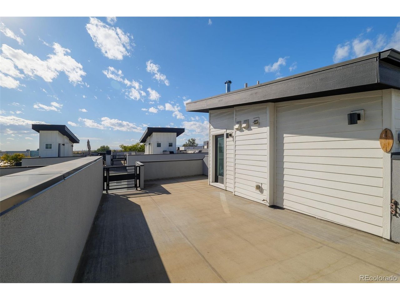 1615 Harlan St 2