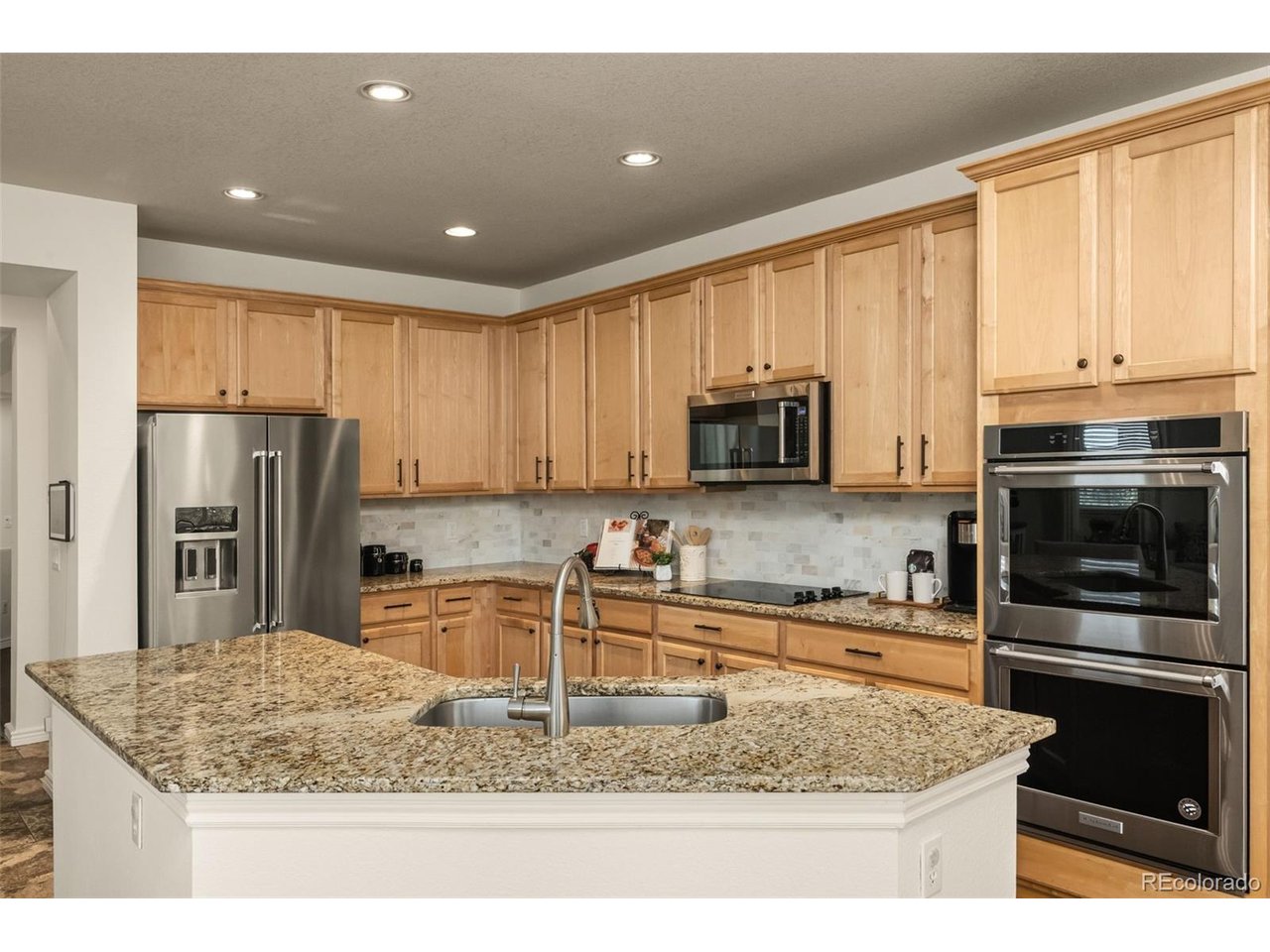 12223 S Buffalo Gap Trl