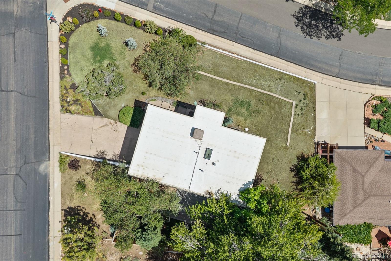 960 S Foothill Drive