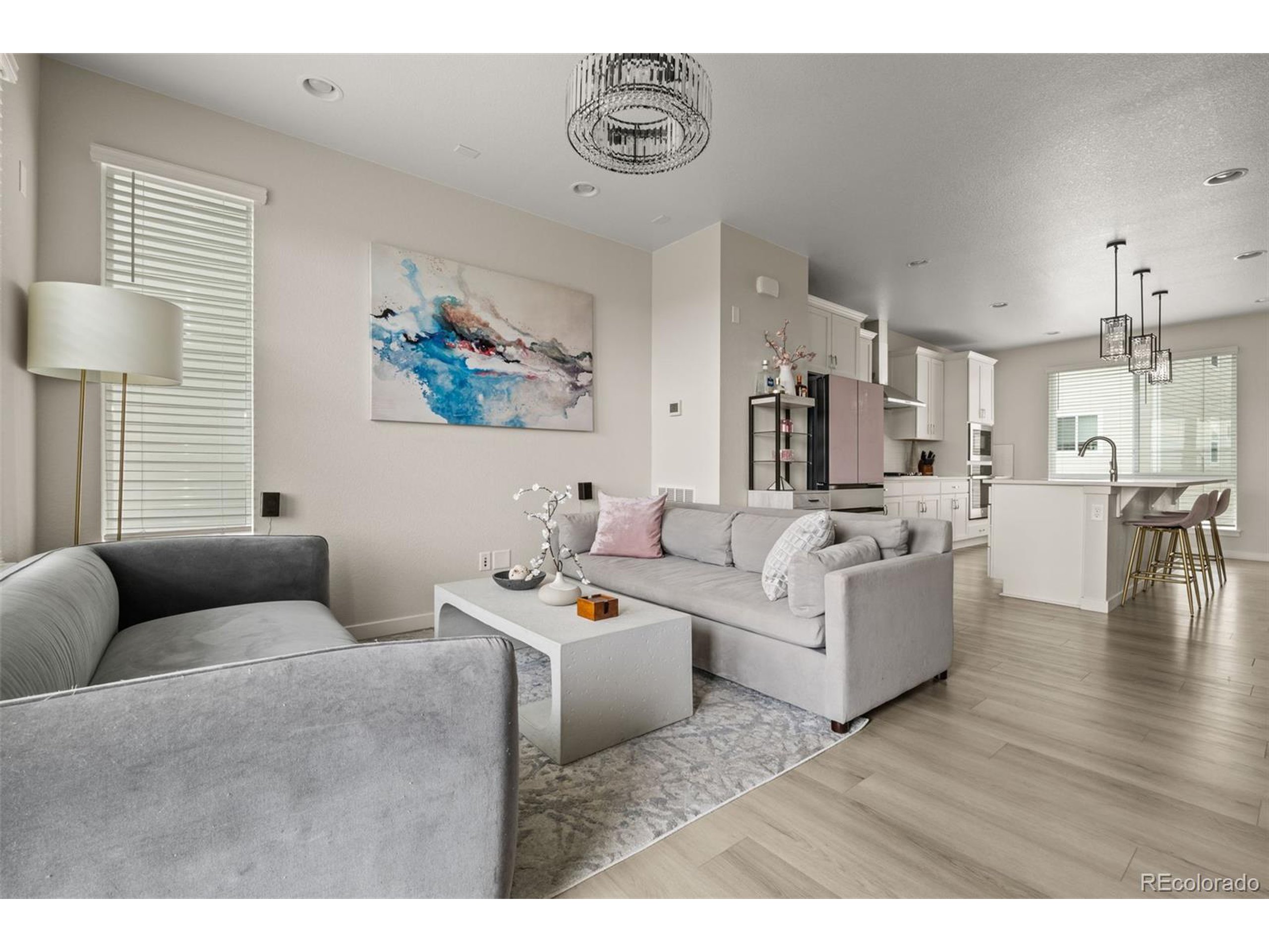 12331 Farmview Ln