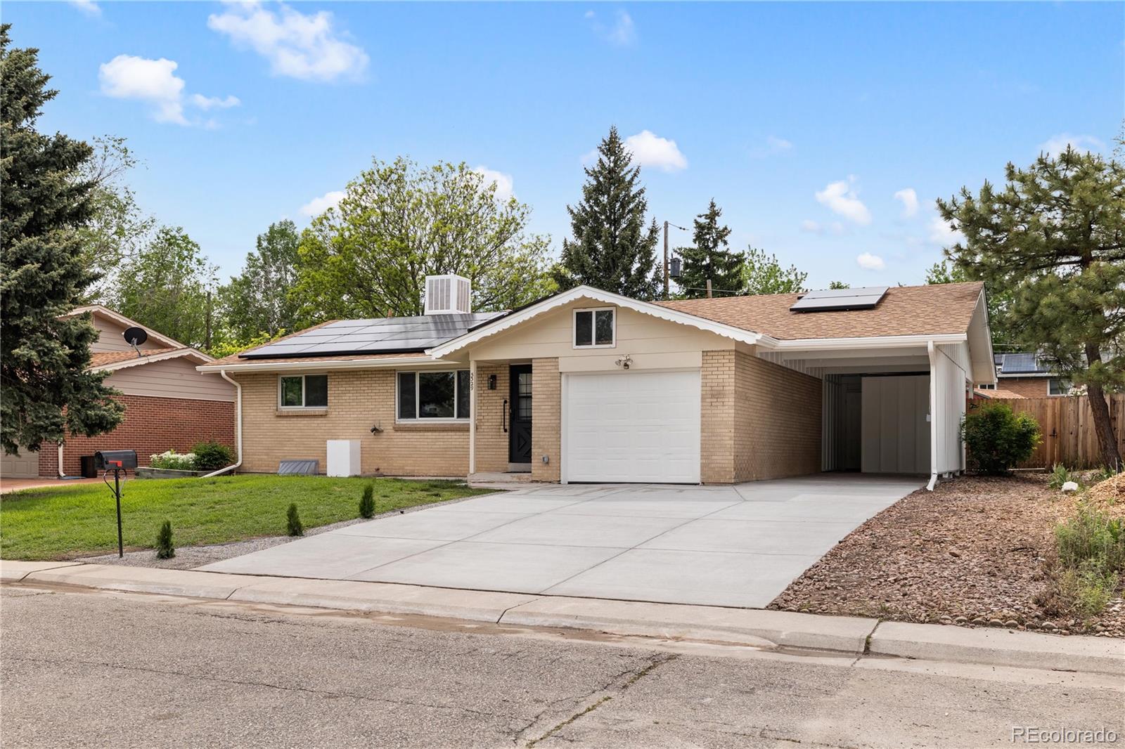 5329 Flower Circle