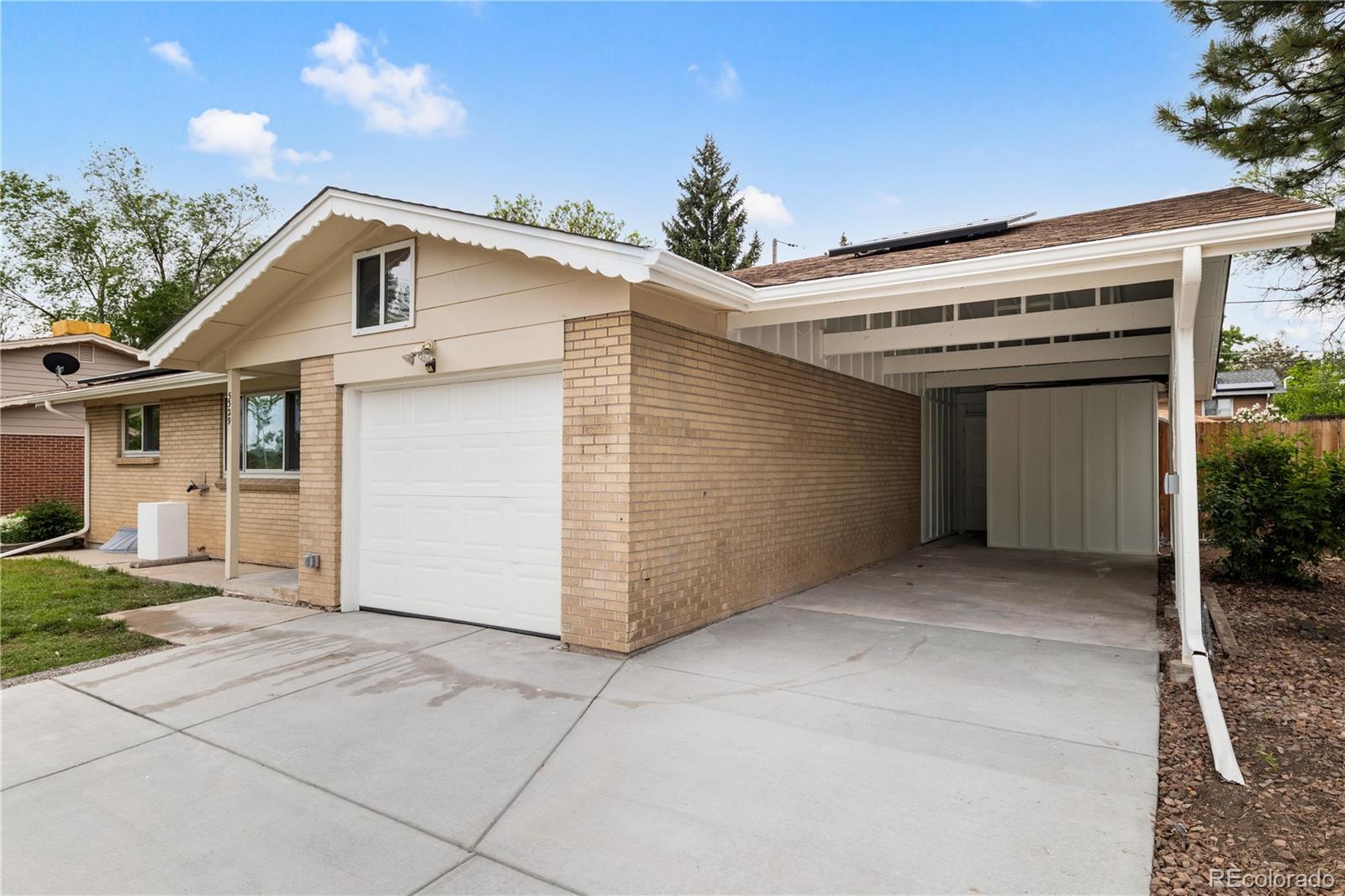 5329 Flower Circle