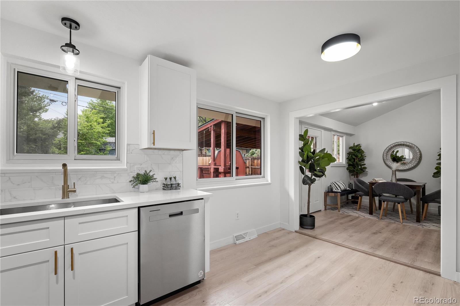 5329 Flower Circle