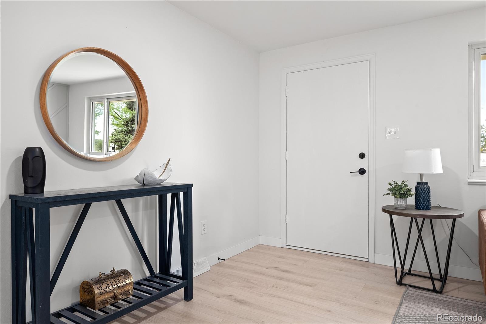5329 Flower Circle